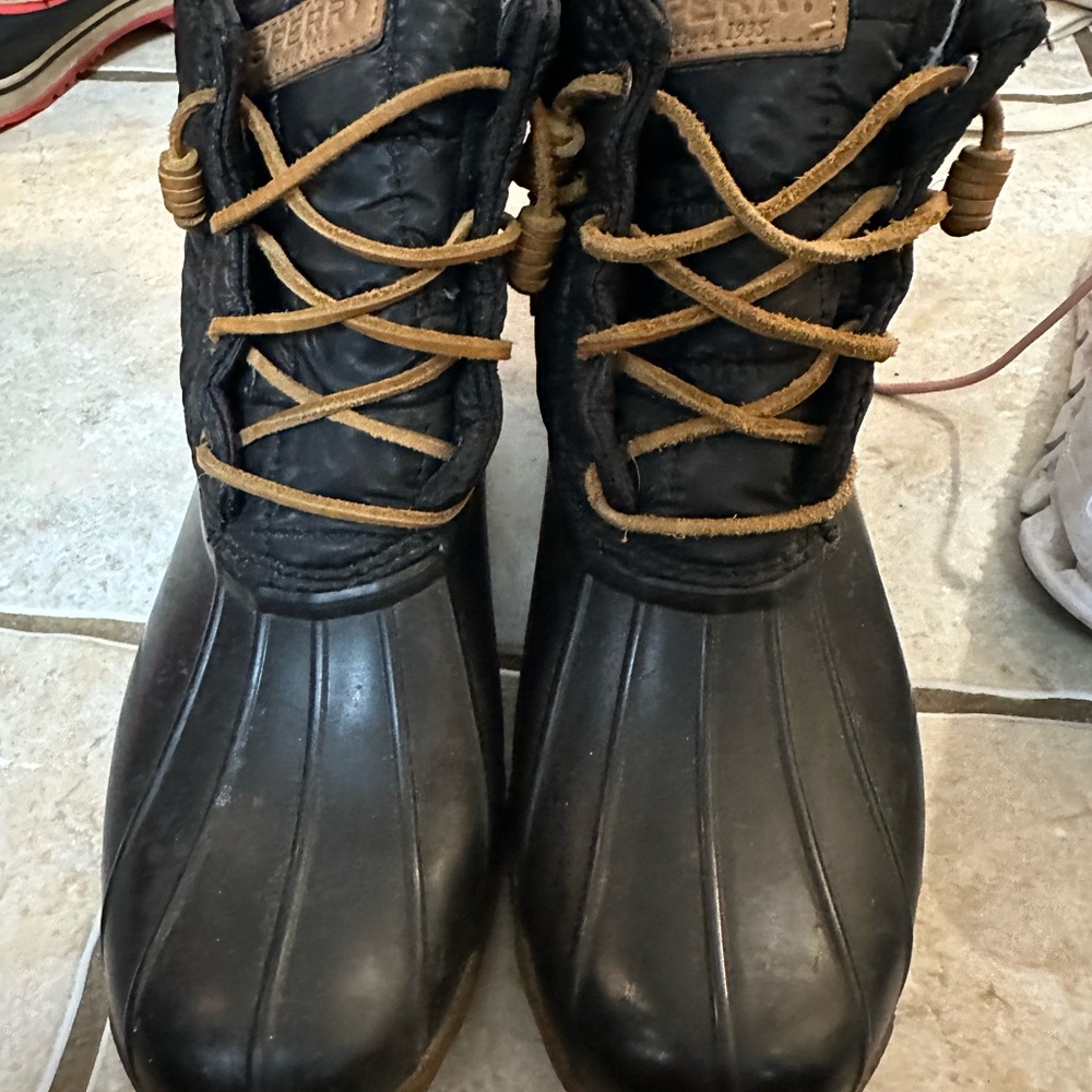 Sperry Black Duck Boots women’s 8.5